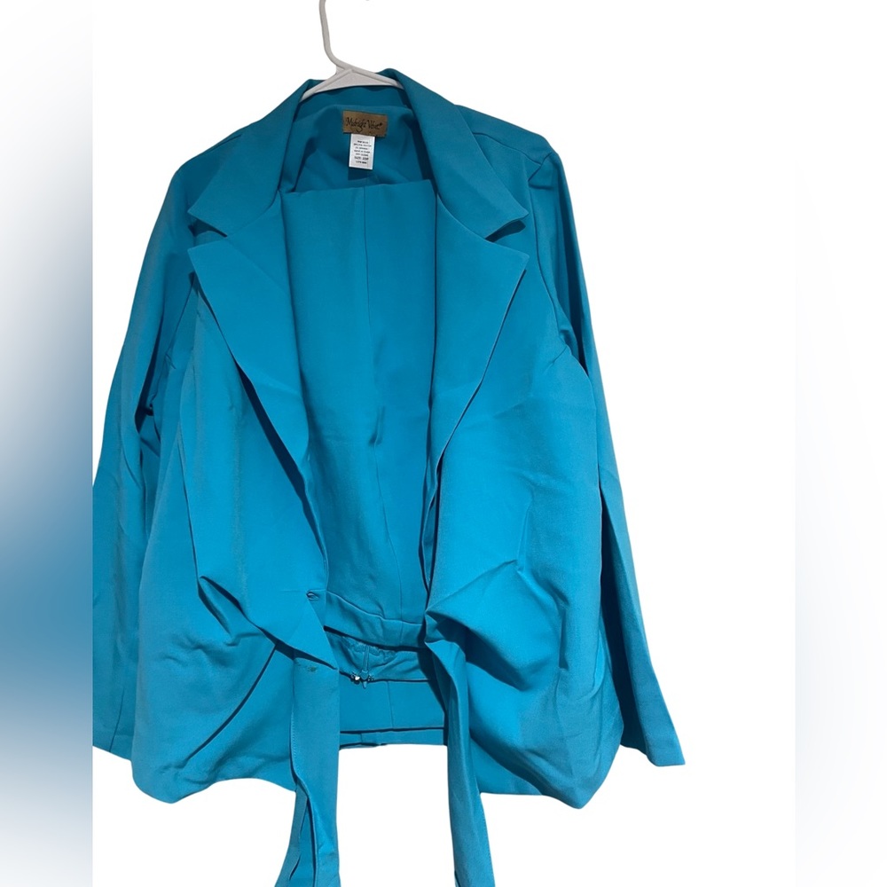 NWOT Midnight Velvet sky blue 2-pc blazer and pants 22w
